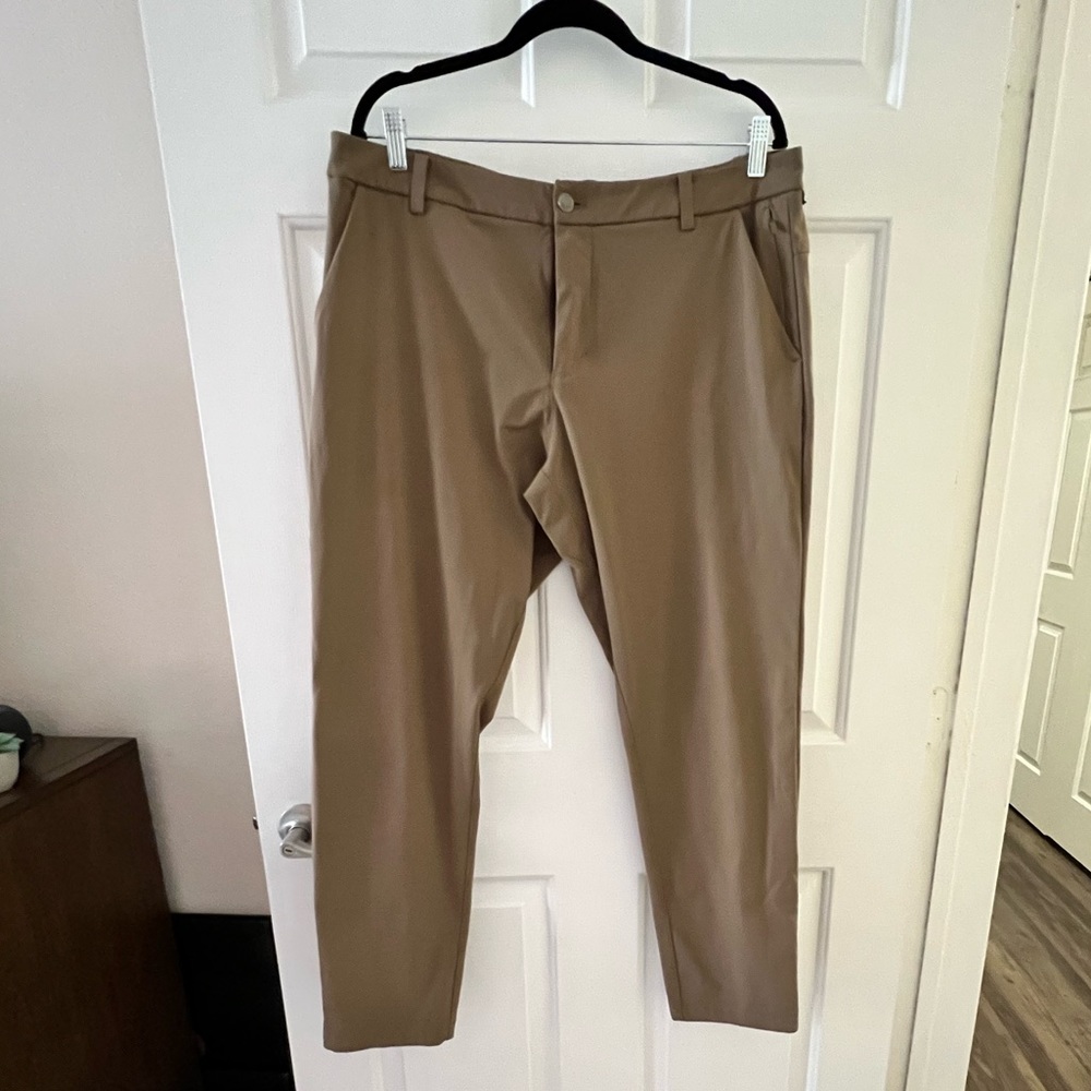 Lululemon Khaki Commission Pant Classic Fit